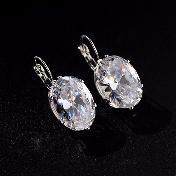 Stunning Drop Imitation Diamond Silver Earrings - Picture 4 of 10